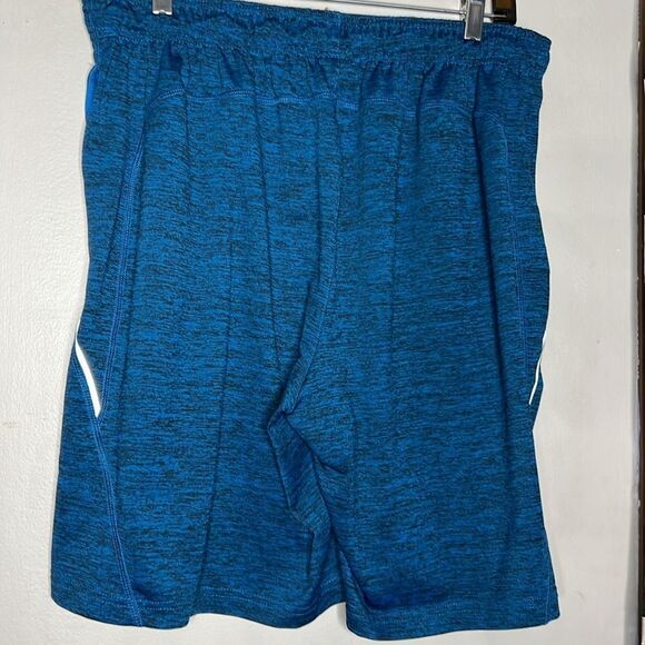 Reebok shorts heather blue two pocket size L - Picture 5 of 8